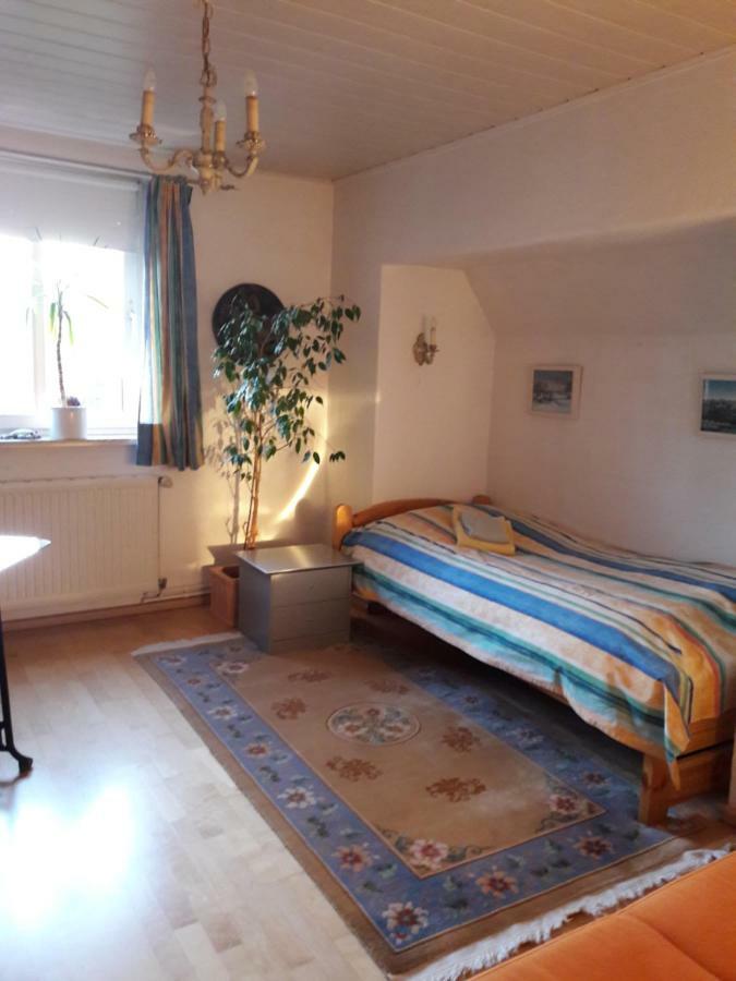 Hundefreundliches Zimmer Wustermark Bagian luar foto